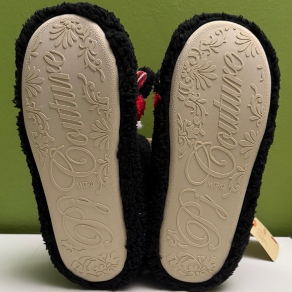 Holiday Sherpa Slipper Boot - Picture 6 of 6